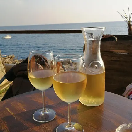 アパート & Primavera