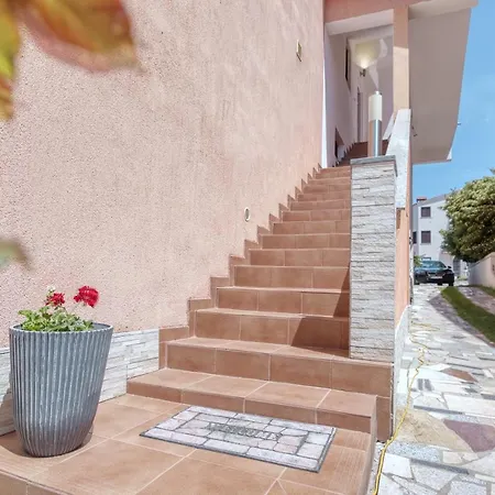 & Primavera Апартаменти