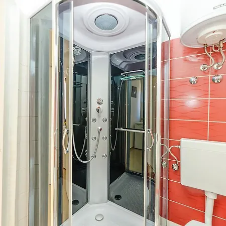 Apartament & Primavera *