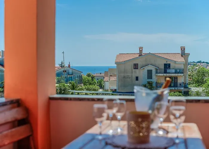 & Primavera Пула