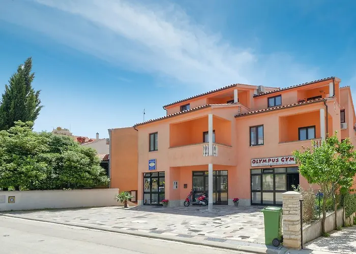 Апартаменти & Primavera *