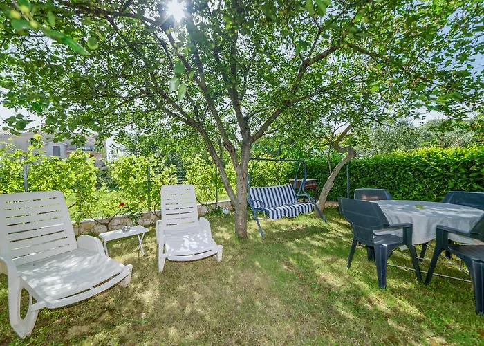 Апартаменти & Primavera