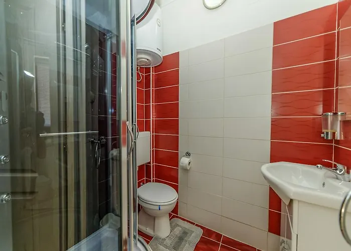 Апартаменти & Primavera