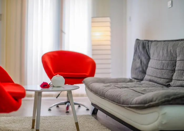 & Primavera Пула