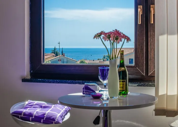 Apartment Holiday & Primavera Pula