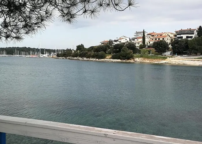 Апартаменти & Primavera Пула